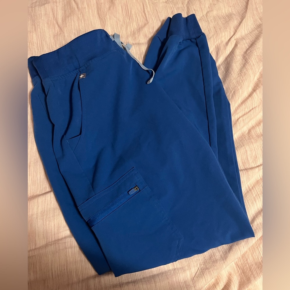 Figs Zamora joggers royal blue size small
